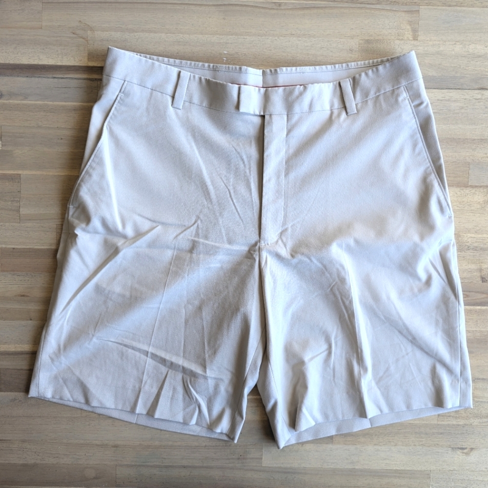 Tiger Woods Collection Golf Shorts‎ (Sz 36 Waist)